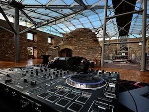 dj para festa de empresa em sp - Padoma Eventos