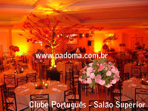 Iluminação cênica LED para decoração de festa de formatura - Padoma Eventos